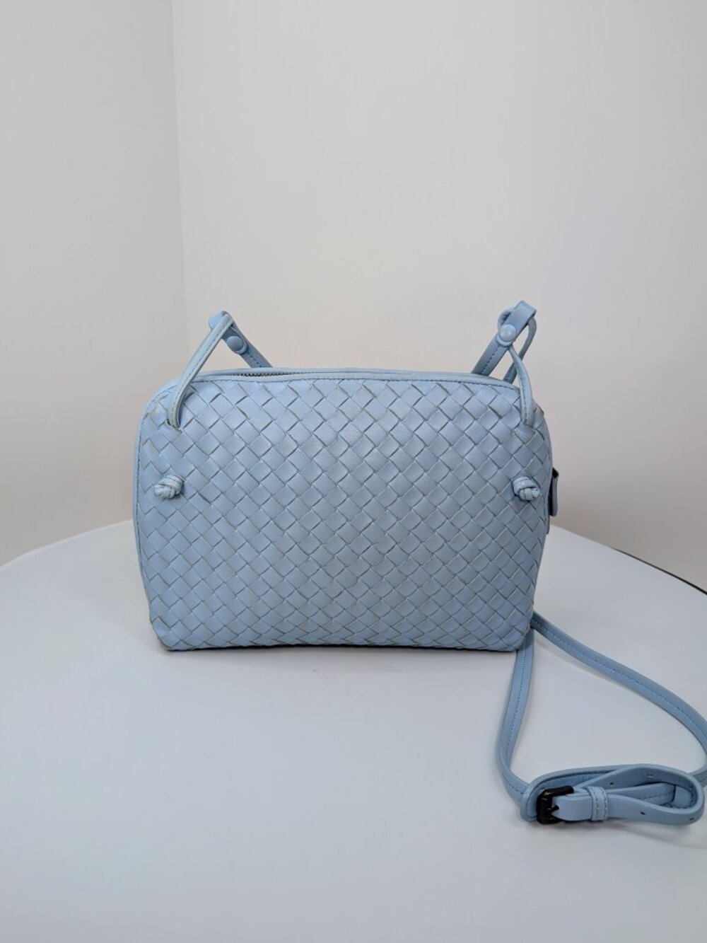 Bottega Veneta Sky Blue Intrecciato Leather Double-Handle Crossbody Camera Bag - Picture 2 of 10